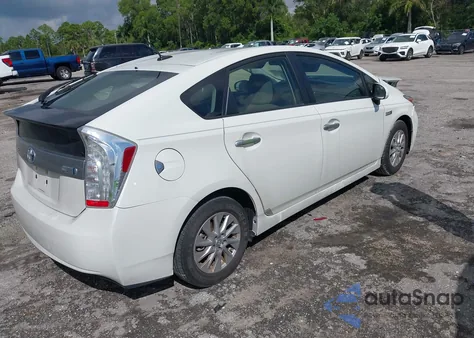 2015 Toyota Prius Plug-In from USA, damaged, VIN JTDKN3DP3F3068870